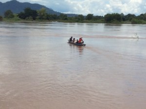 mini adventure by boat and tuk tuk!